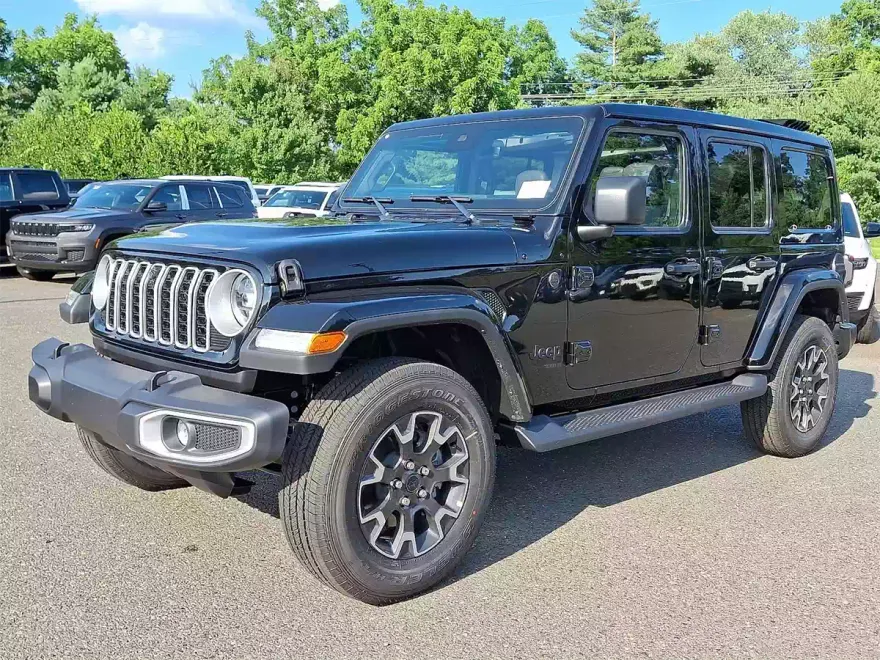 2025 Jeep Wrangler Sahara photo 1