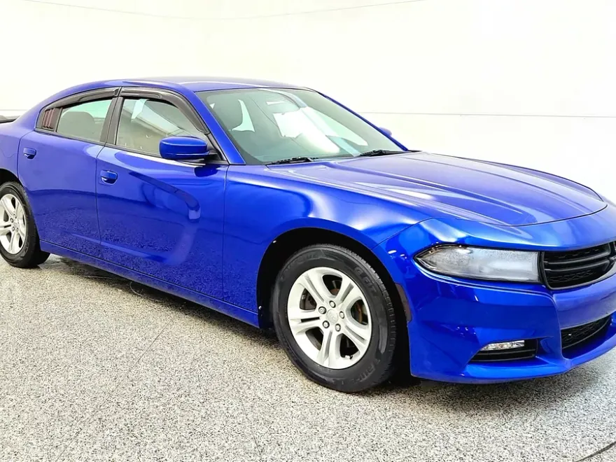 2020 Dodge Charger SXT photo 1