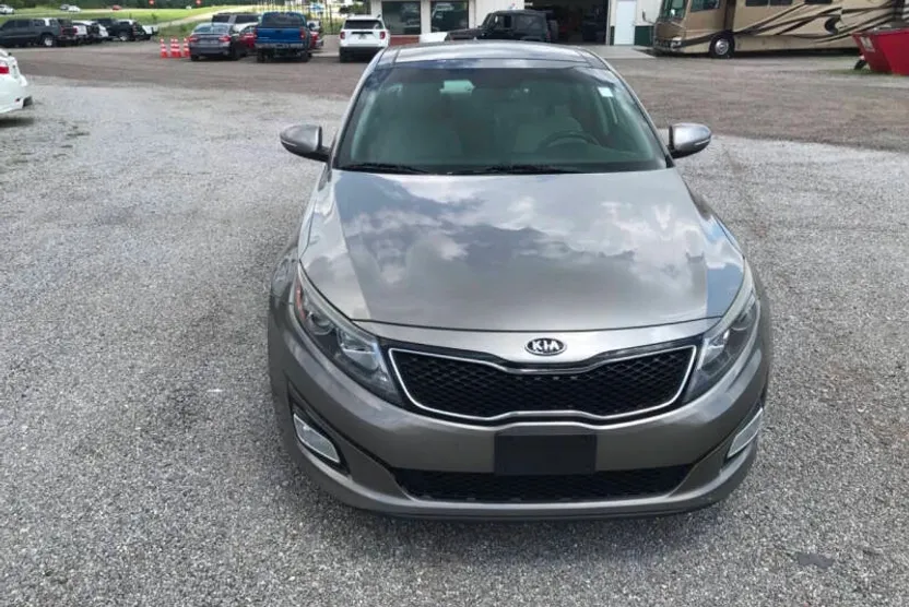 2014 Kia Optima EX photo 1