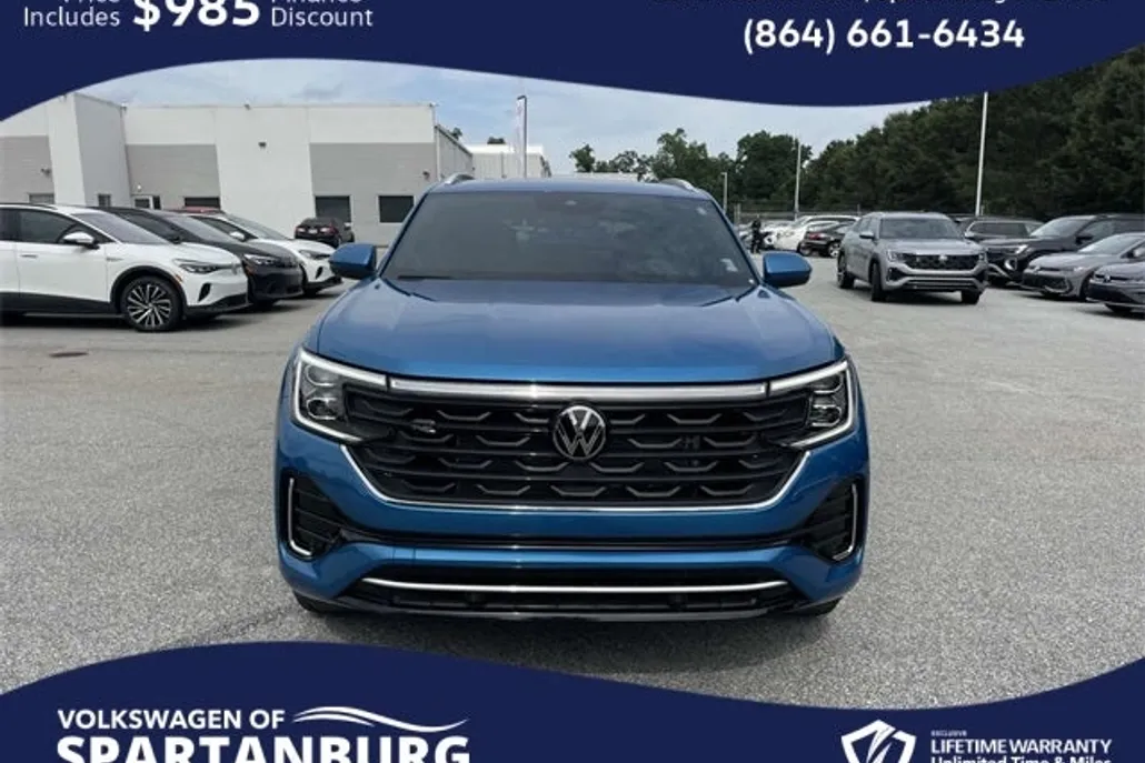 2024 Volkswagen Atlas Cross Sport SEL R-Line photo 1