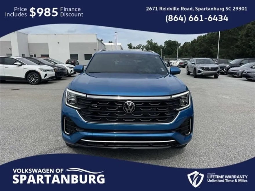 2024 Volkswagen Atlas Cross Sport SEL R-Line photo 1