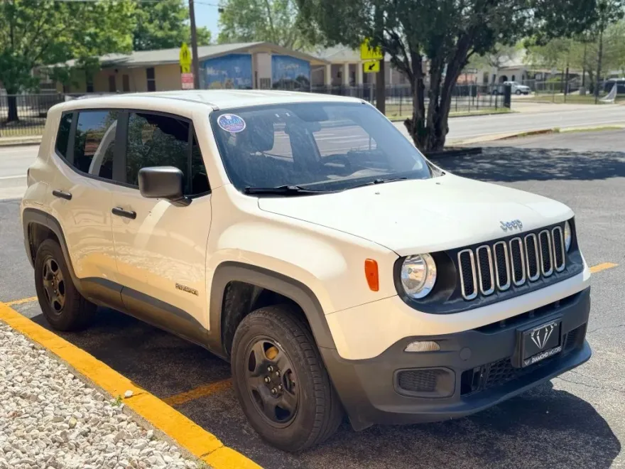 2017 Jeep Renegade Sport photo 1