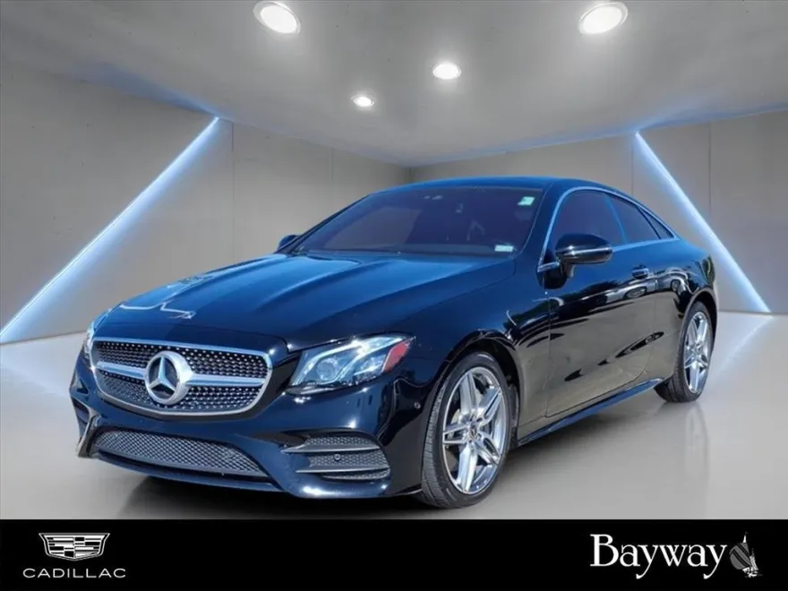 2018 Mercedes Benz E 400 photo 1