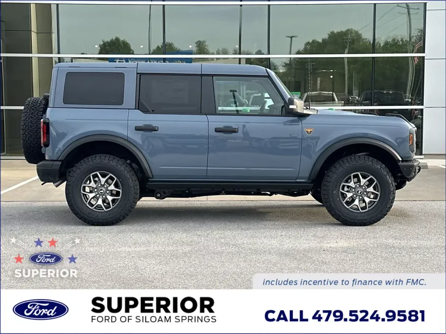 2025 Ford Bronco Badlands photo 1