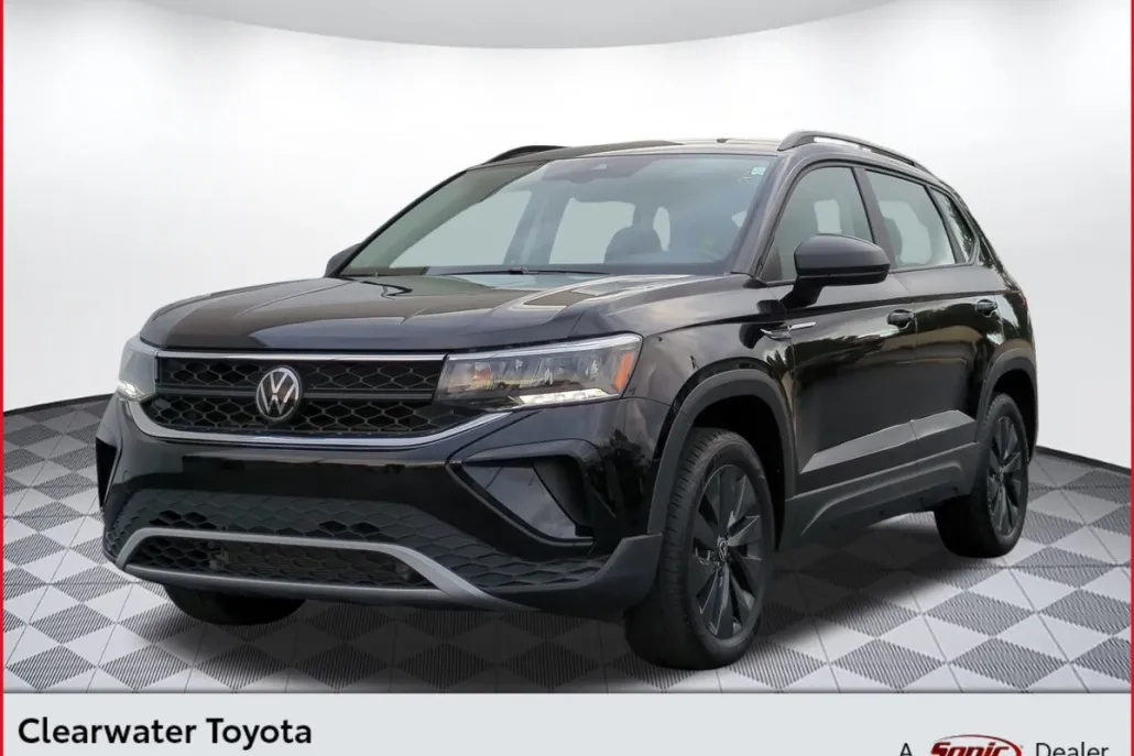 2024 Volkswagen Taos S photo 1