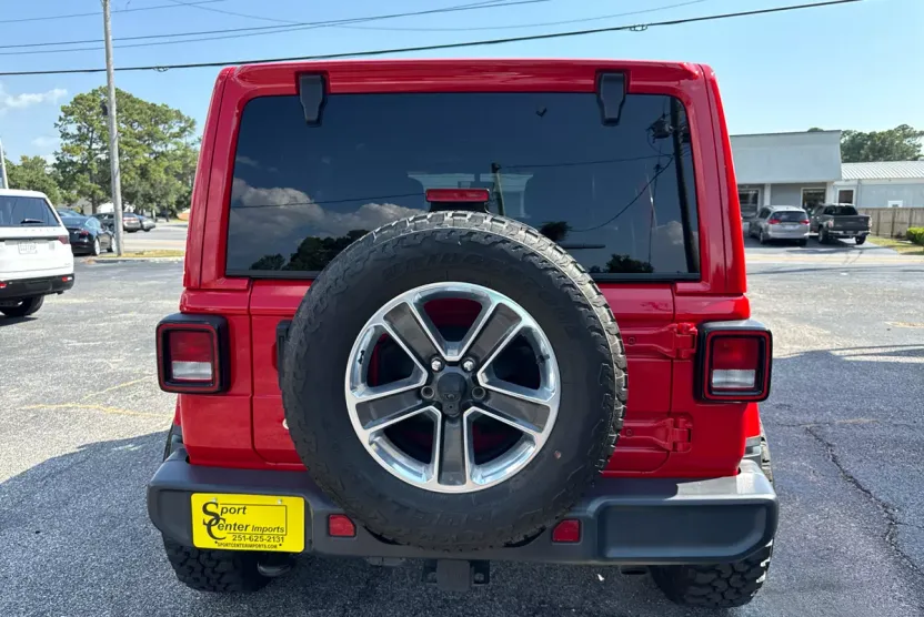 2018 Jeep Wrangler Sahara Unlimited photo 1
