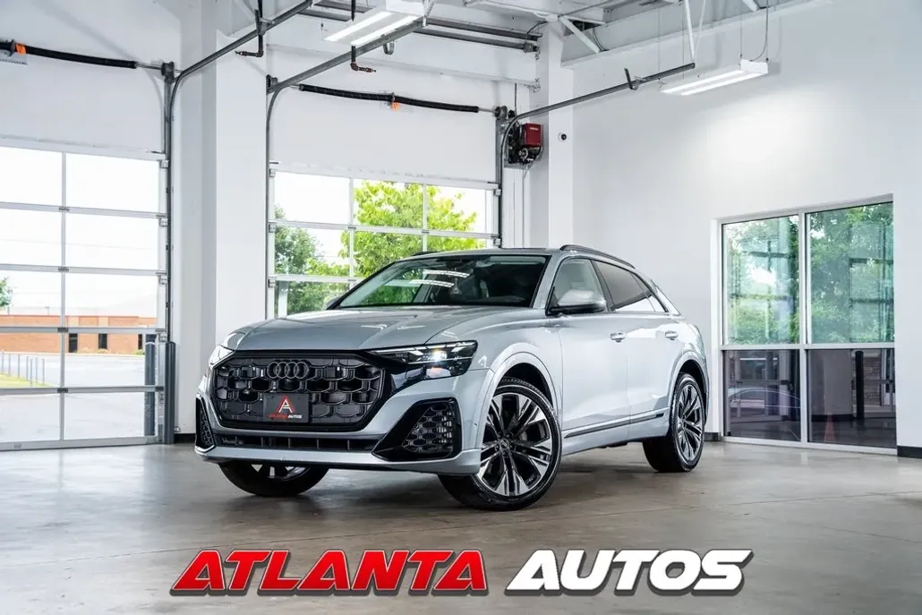 2024 Audi Q8 55 Premium Plus photo 1