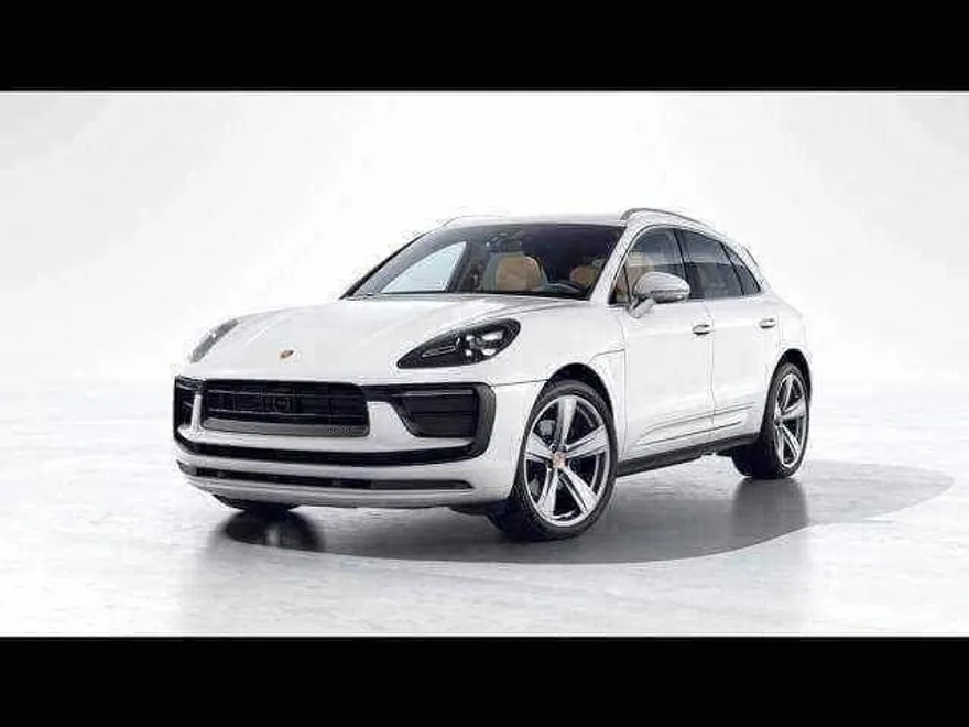 2025 Porsche Macan T photo 1