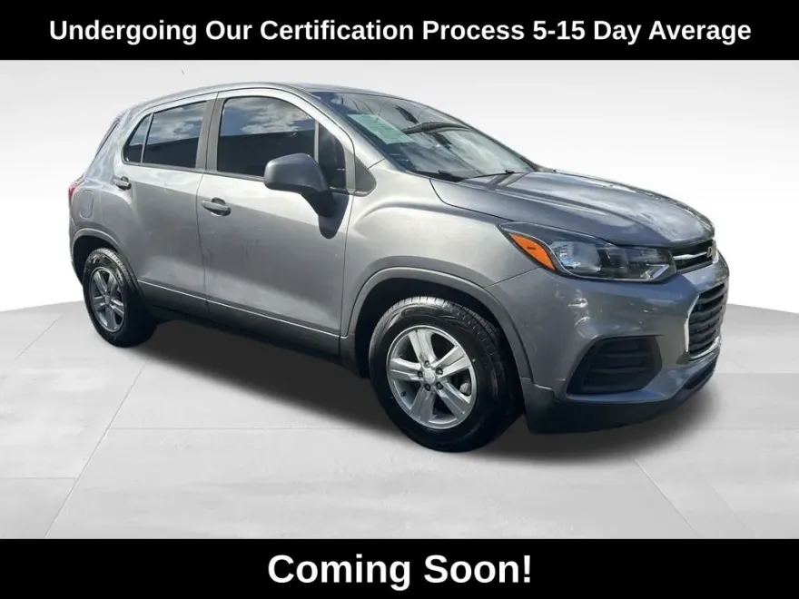 2020 Chevrolet Trax LS photo 1