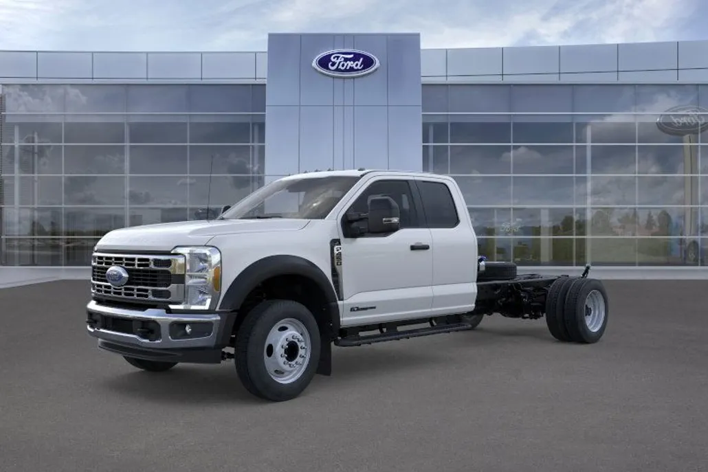 2026 Ford F-450 photo 1