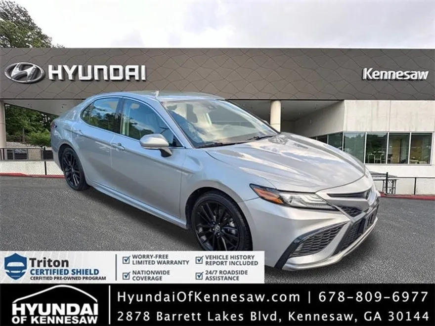 2023 Toyota Camry XSE photo 1
