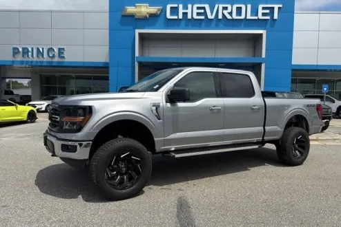 2024 Ford F-150 XLT photo 1