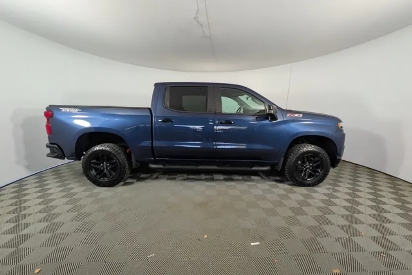 2022 Chevrolet Silverado 1500 LT Trail Boss photo 1