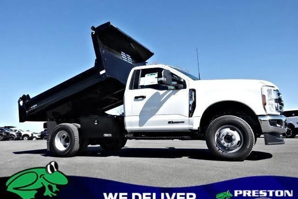 2024 Ford F-350 XL photo 1
