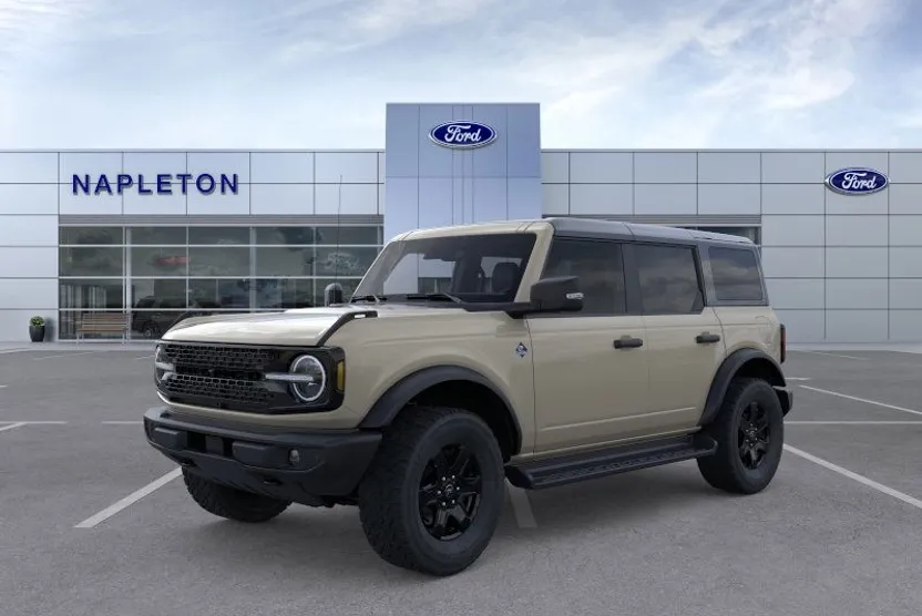 2025 Ford Bronco Outer Banks photo 1