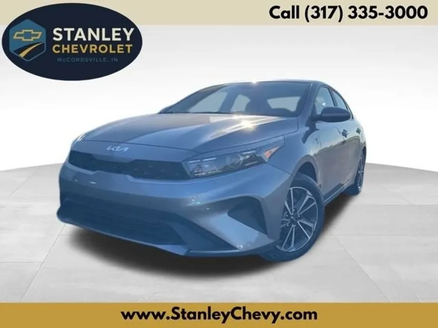 2024 Kia Forte LXS photo 1