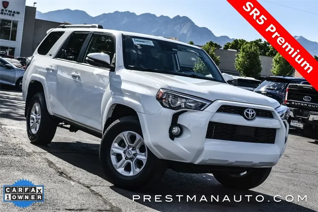 2020 Toyota 4Runner SR5 Premium photo 1