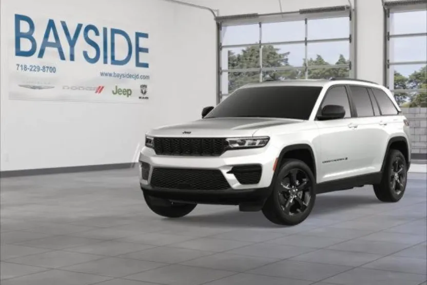 2025 Jeep Grand Cherokee Altitude photo 1
