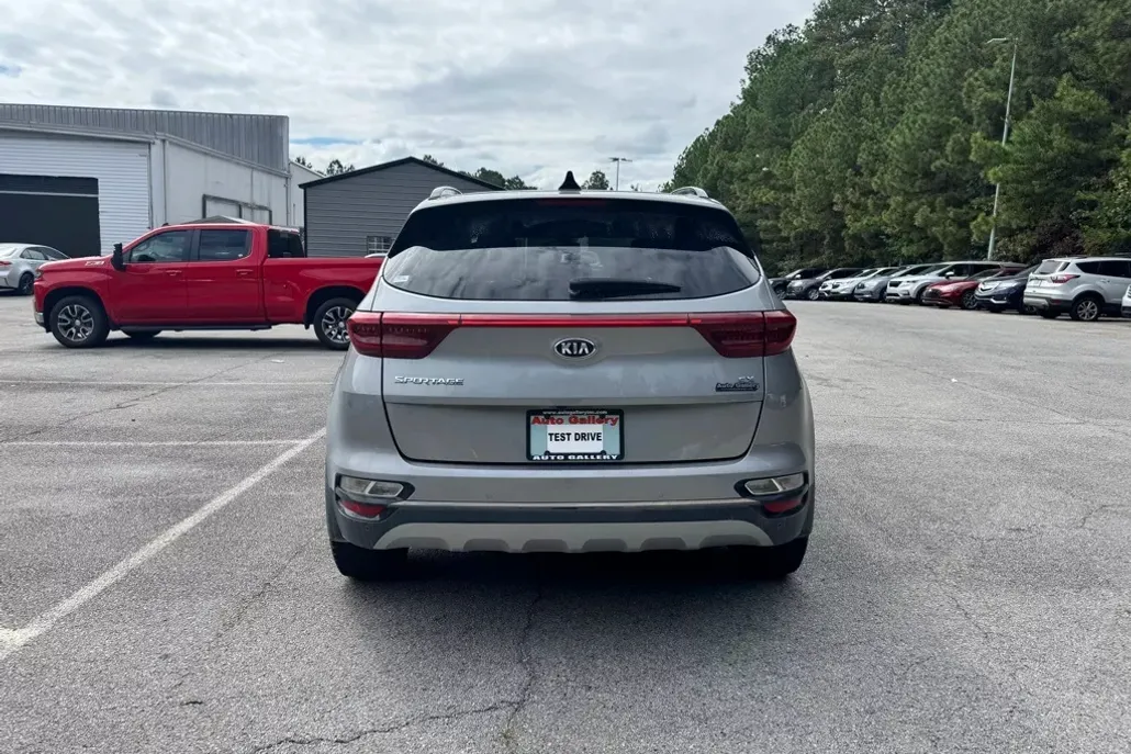 2022 Kia Sportage EX photo 1
