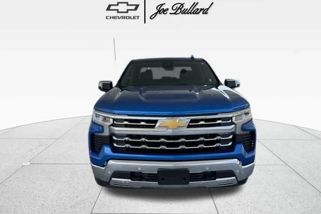 2022 Chevrolet Silverado 1500 LTZ photo 1