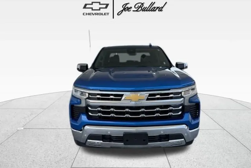 2022 Chevrolet Silverado 1500 LTZ photo 1