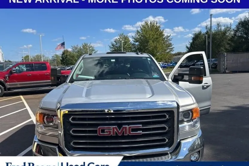 2015 Gmc Sierra SLE photo 1