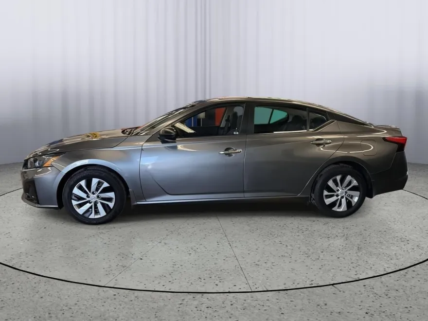 2024 Nissan Altima 2.5 S photo 1