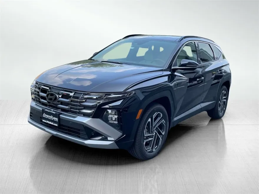 2025 Hyundai Tucson Limited photo 1