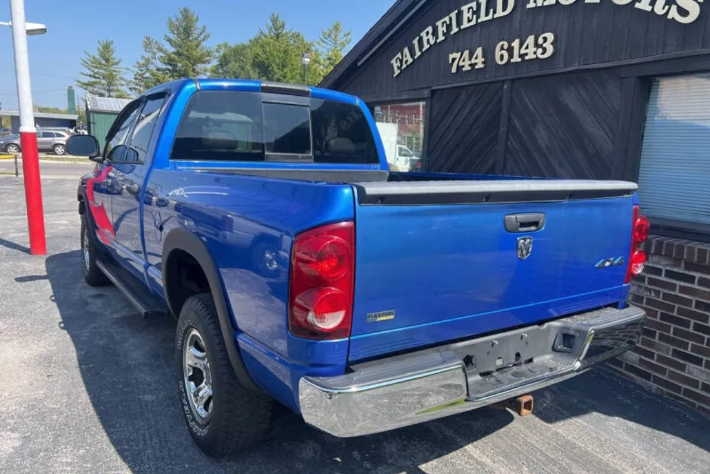 2007 Dodge Ram SLT photo 1