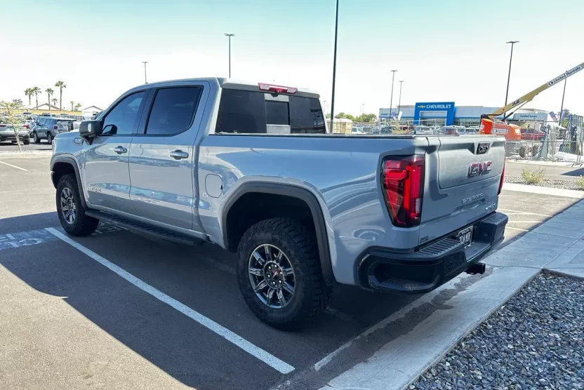 2025 Gmc Sierra 1500 AT4X photo 1