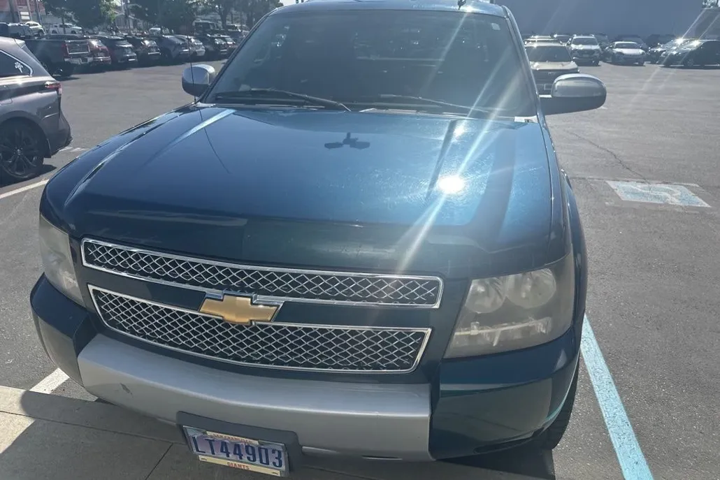 2007 Chevrolet Avalanche LT photo 1