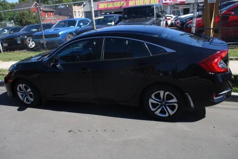 2016 Honda Civic LX photo 1