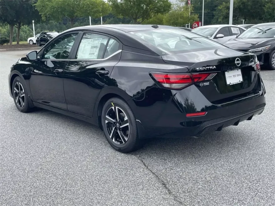 2025 Nissan Sentra SV photo 1