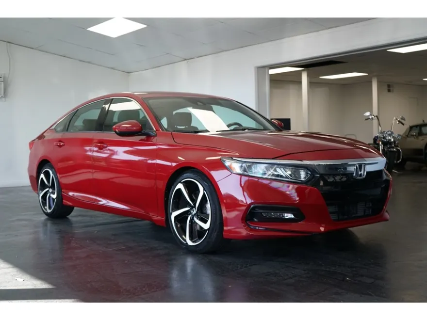 2019 Honda Accord Sport photo 1