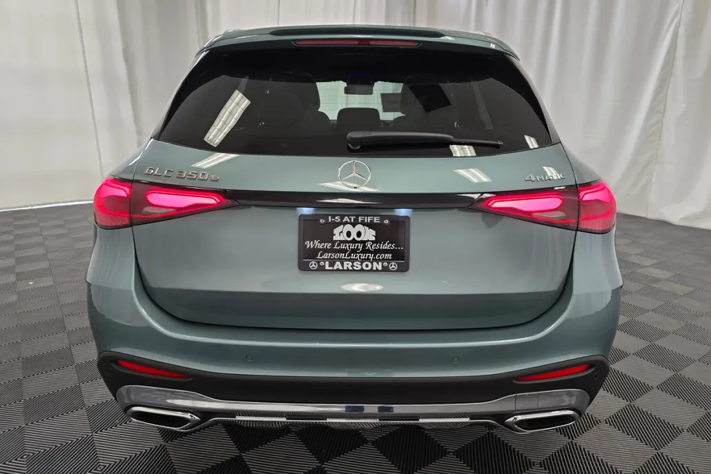 2025 Mercedes Benz GLC 350e 4MATIC photo 1