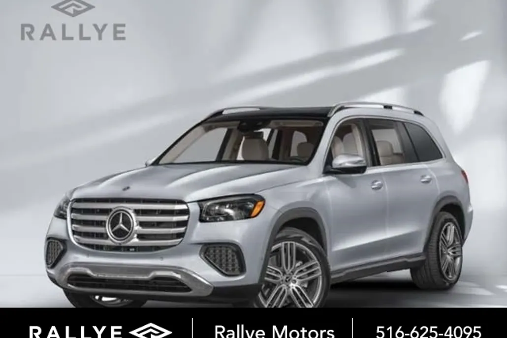 2026 Mercedes Benz GLS 450 4MATIC photo 1