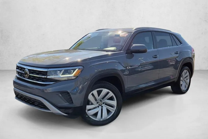 2022 Volkswagen Atlas Cross Sport V6 SE Technology photo 1