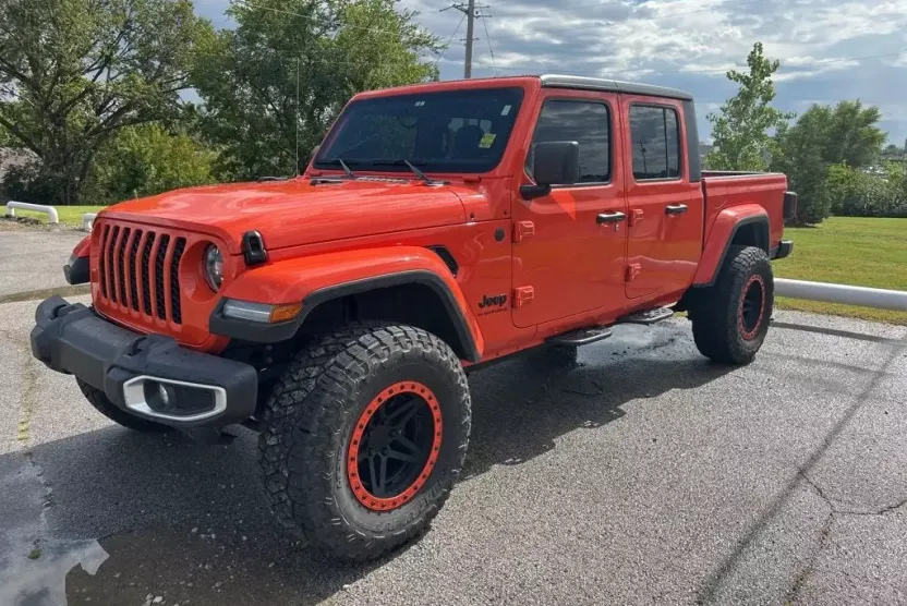 2023 Jeep Gladiator Sport photo 1