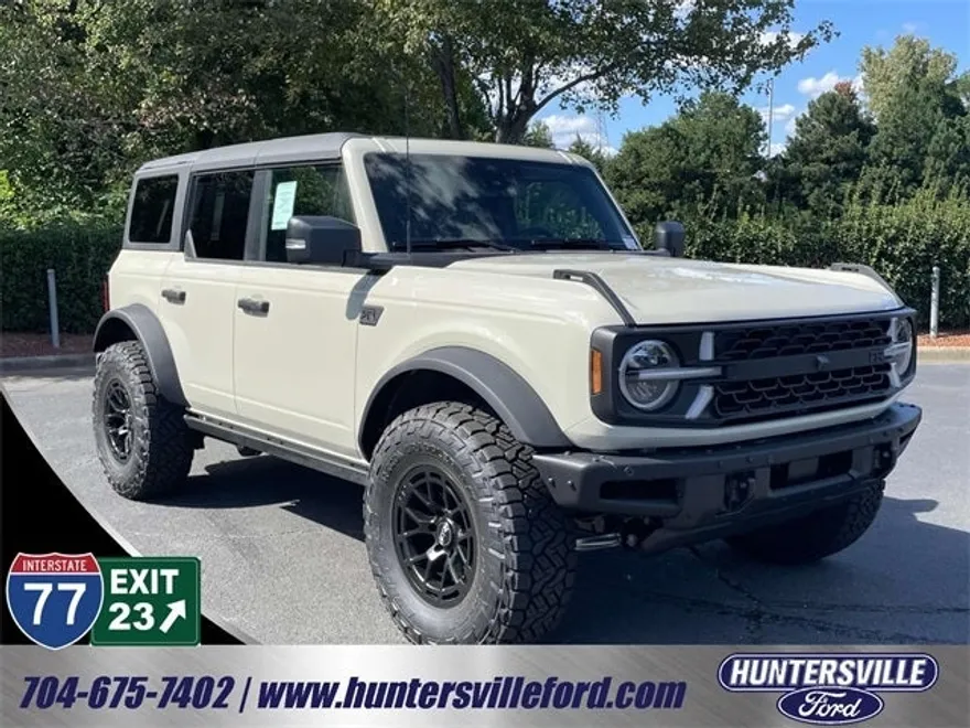 2025 Ford Bronco Badlands photo 1