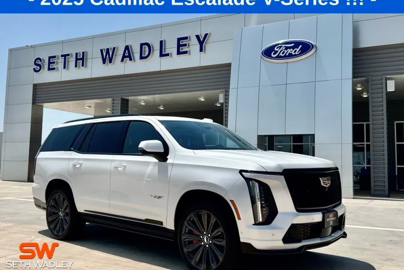 2025 Cadillac Escalade V-Series photo 1