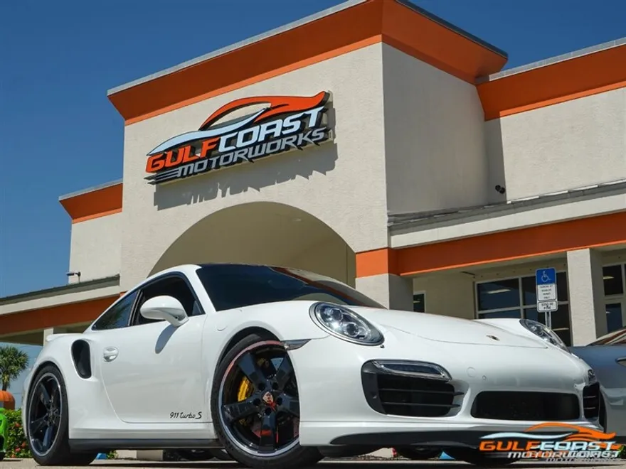 2014 Porsche 911 Turbo S Coupe photo 1