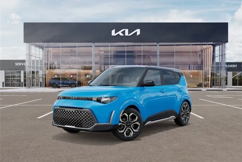 2025 Kia Soul EX photo 1
