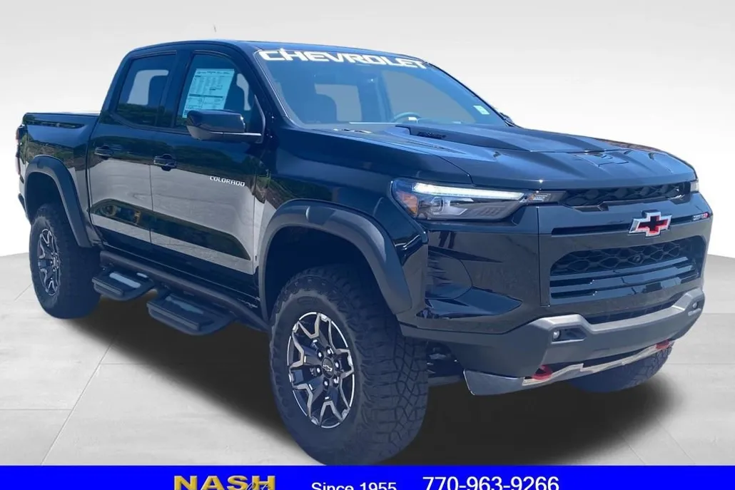 2025 Chevrolet Colorado ZR2 photo 1