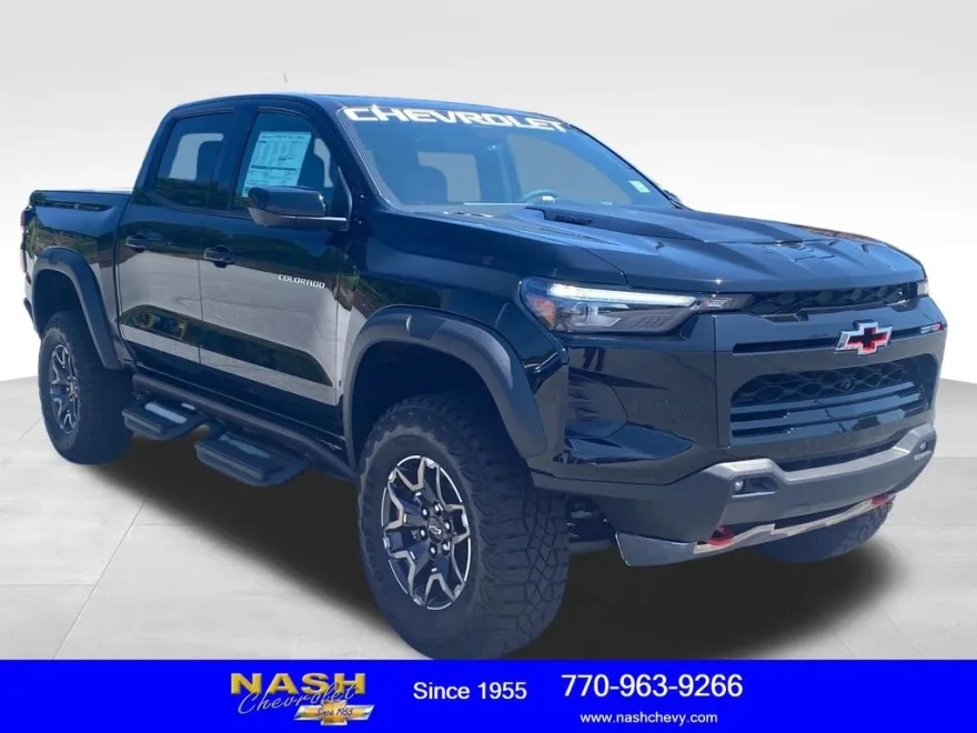 2025 Chevrolet Colorado ZR2 photo 1