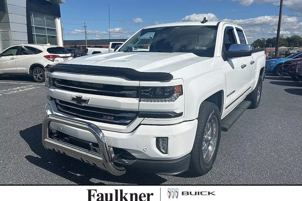 2016 Chevrolet Silverado 1500 LTZ photo 1
