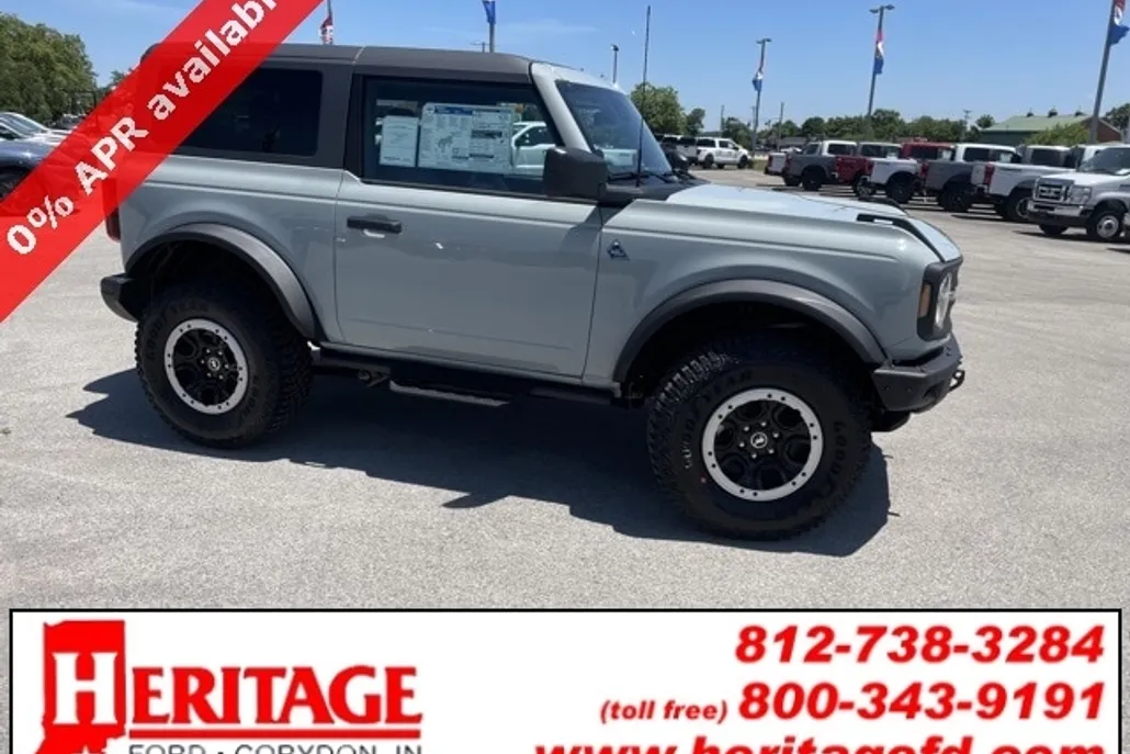 2024 Ford Bronco Black Diamond photo 1