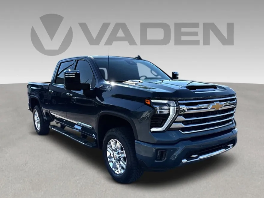 2025 Chevrolet Silverado 2500HD High Country photo 1