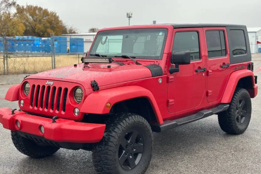 2014 Jeep Wrangler Unlimited Sport photo 1