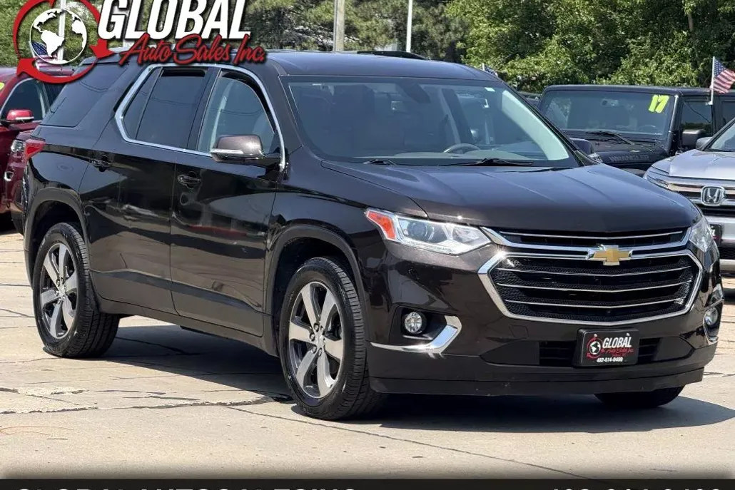 2018 Chevrolet Traverse Leather 3LT photo 1
