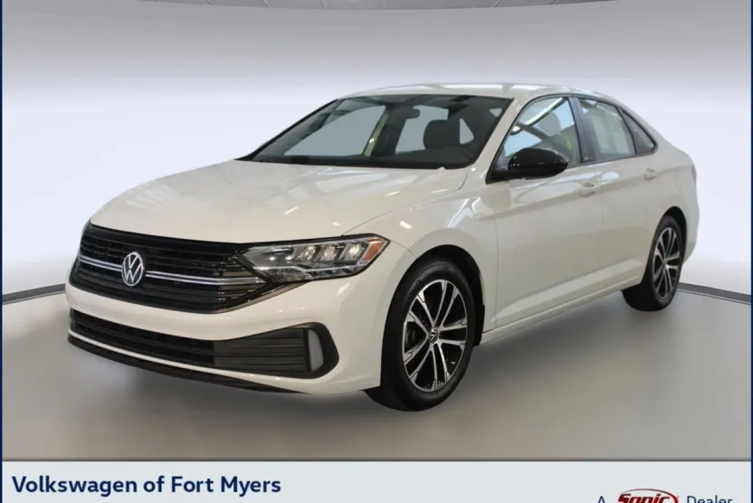 2024 Volkswagen Jetta Sport photo 1